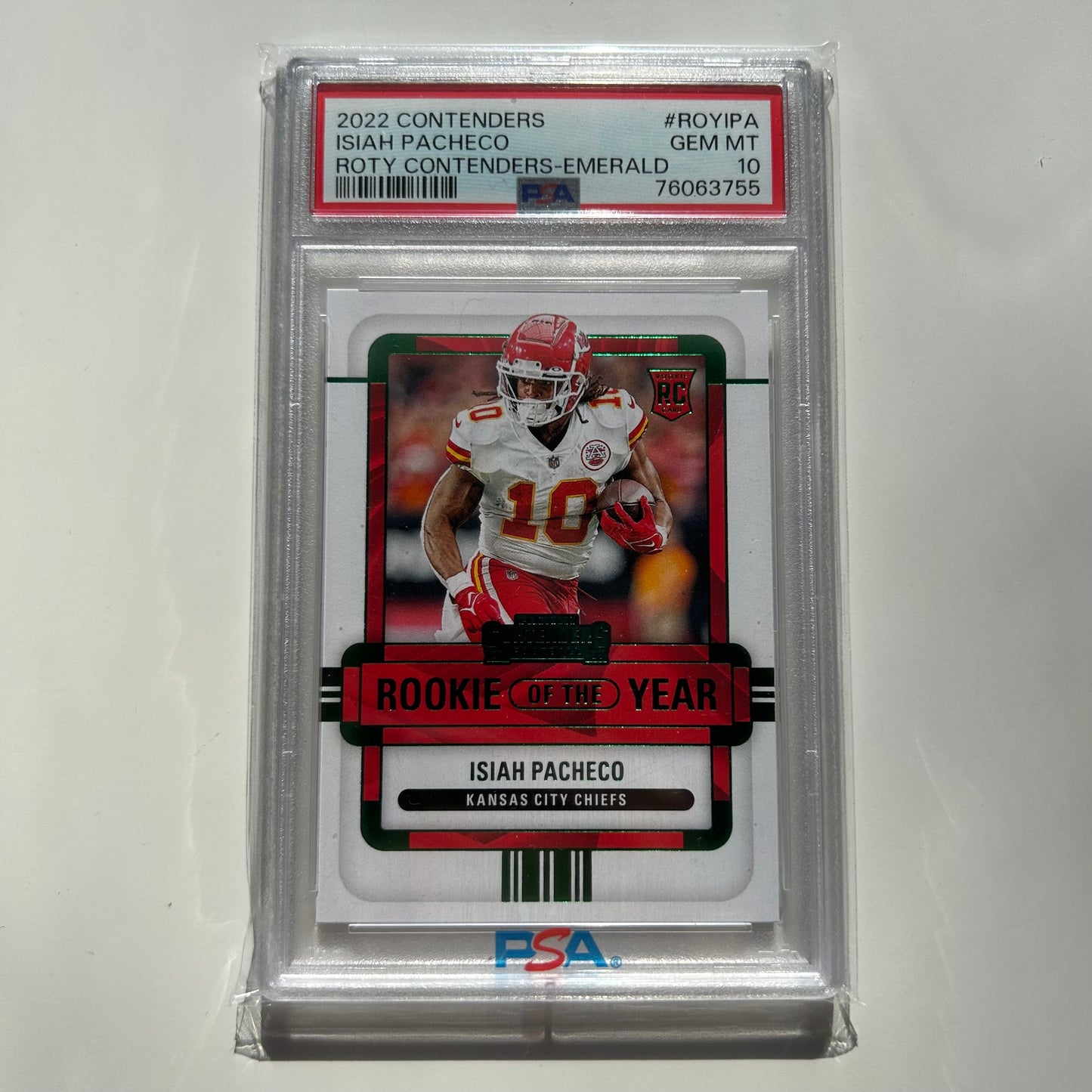 ISIAH PACHECO 2022 CONTENDERS FOOTBALL ROOKIE OF THE YEAR EMERALD PSA 10